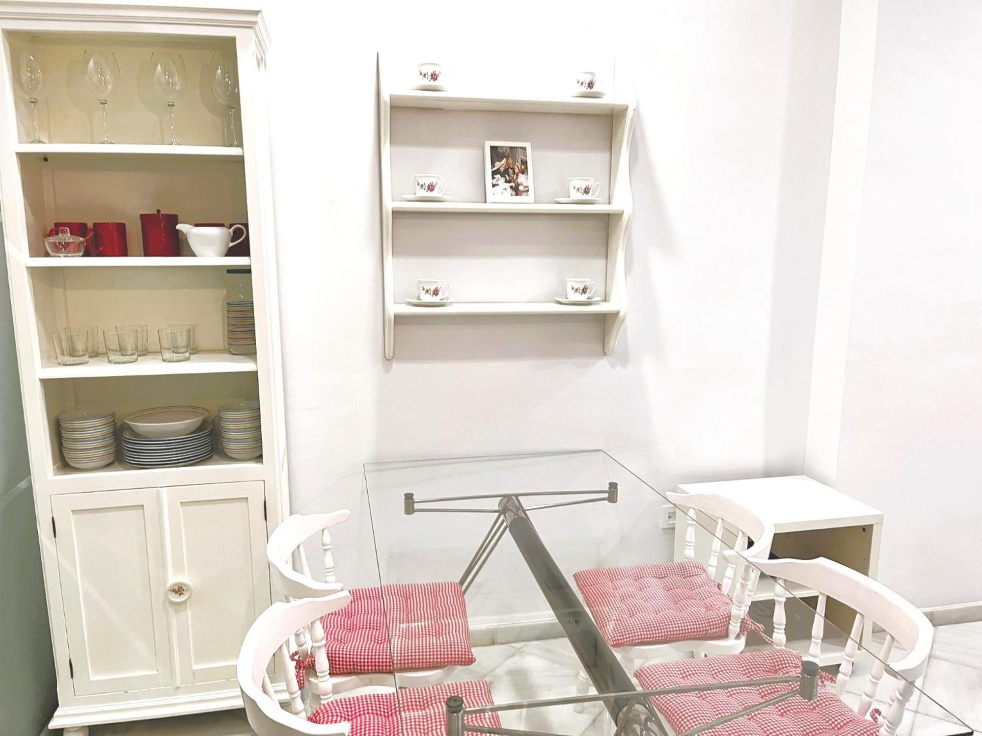 Lovely Loft Junto A La Giralda — Photos 2